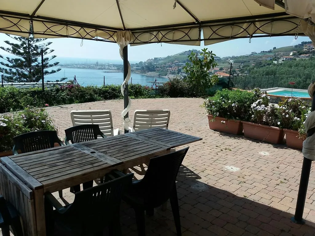 Villa Del Mare Ligure Terme & Spa Piscina A 37 Gradi 圣托·斯特凡诺·阿尔马尔