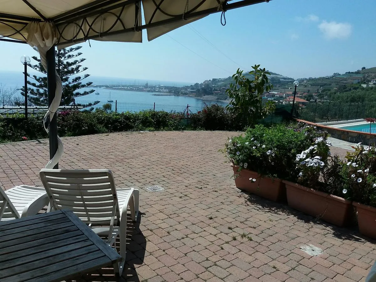 Villa Del Mare Ligure Terme & Spa Piscina A 37 Gradi 圣托·斯特凡诺·阿尔马尔 公寓